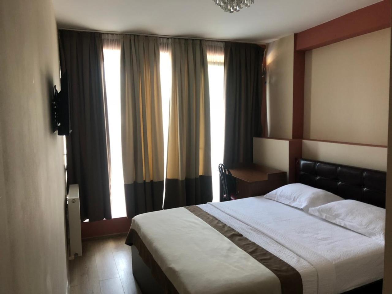 Hotel The K Tbilissi Extérieur photo