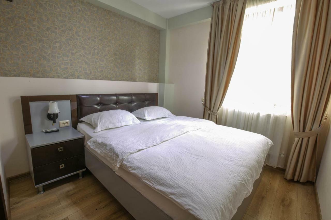 Hotel The K Tbilissi Extérieur photo