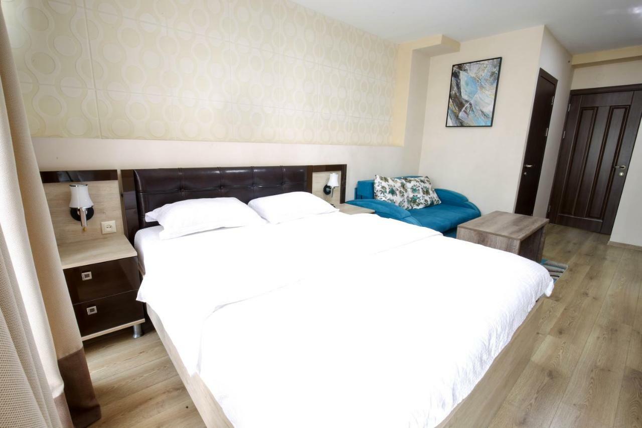 Hotel The K Tbilissi Extérieur photo