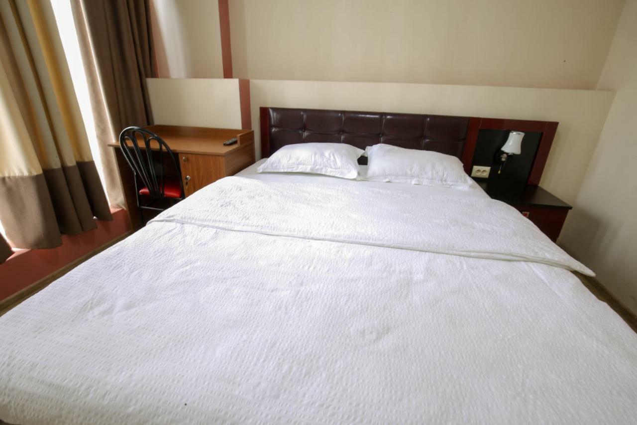Hotel The K Tbilissi Extérieur photo
